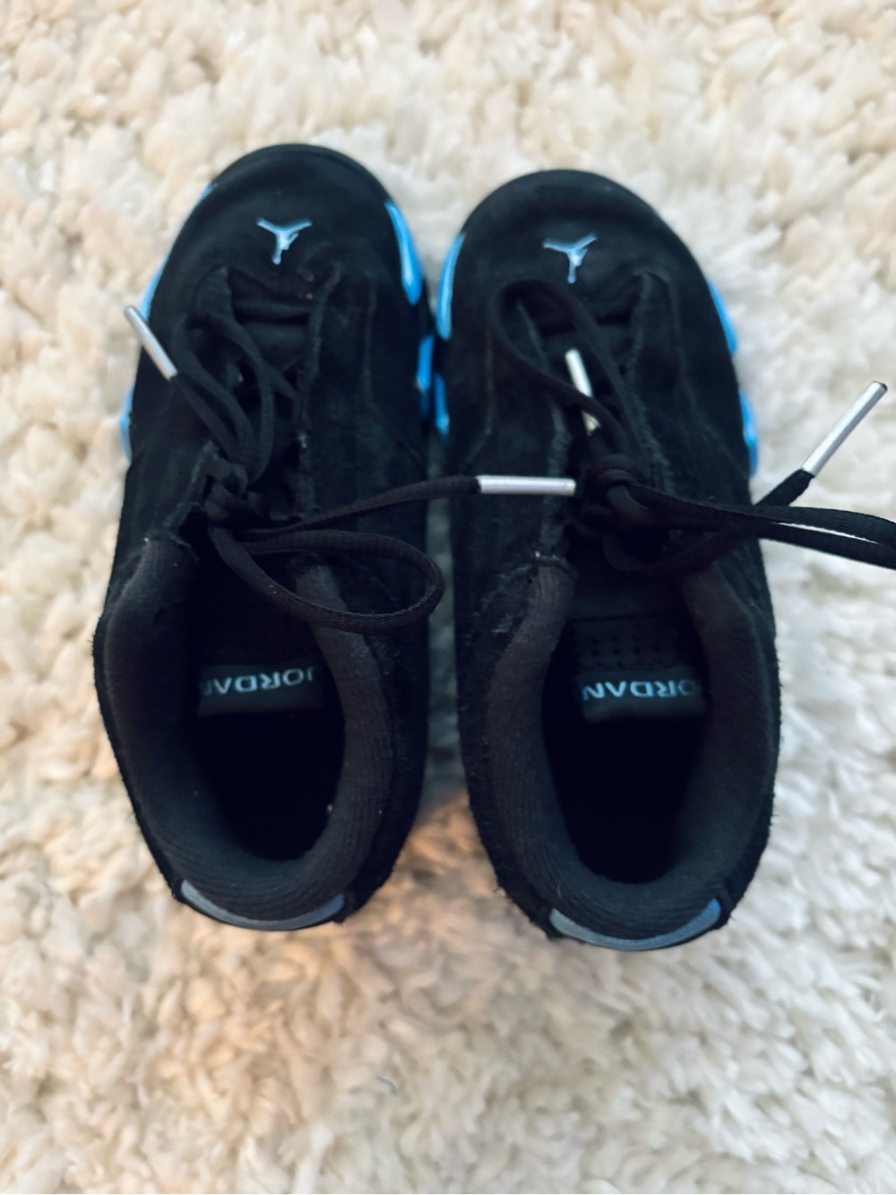Toddler Boy Blue and Black Jordan Retro 14 - Size 10C , in great condition - Picture 5 of 9